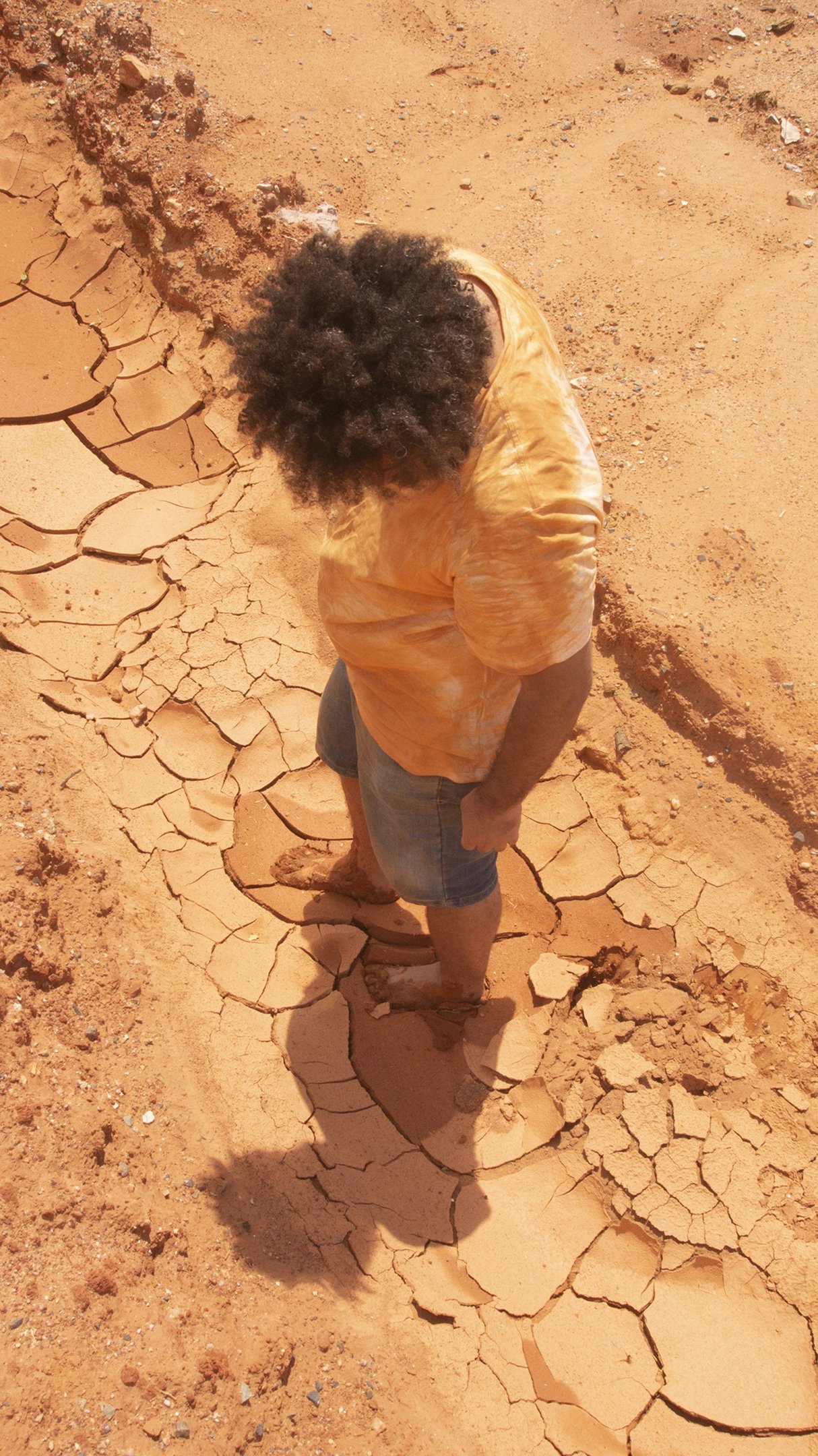 Histórias de ancestralidade marcam exposição do artista Robson Castro