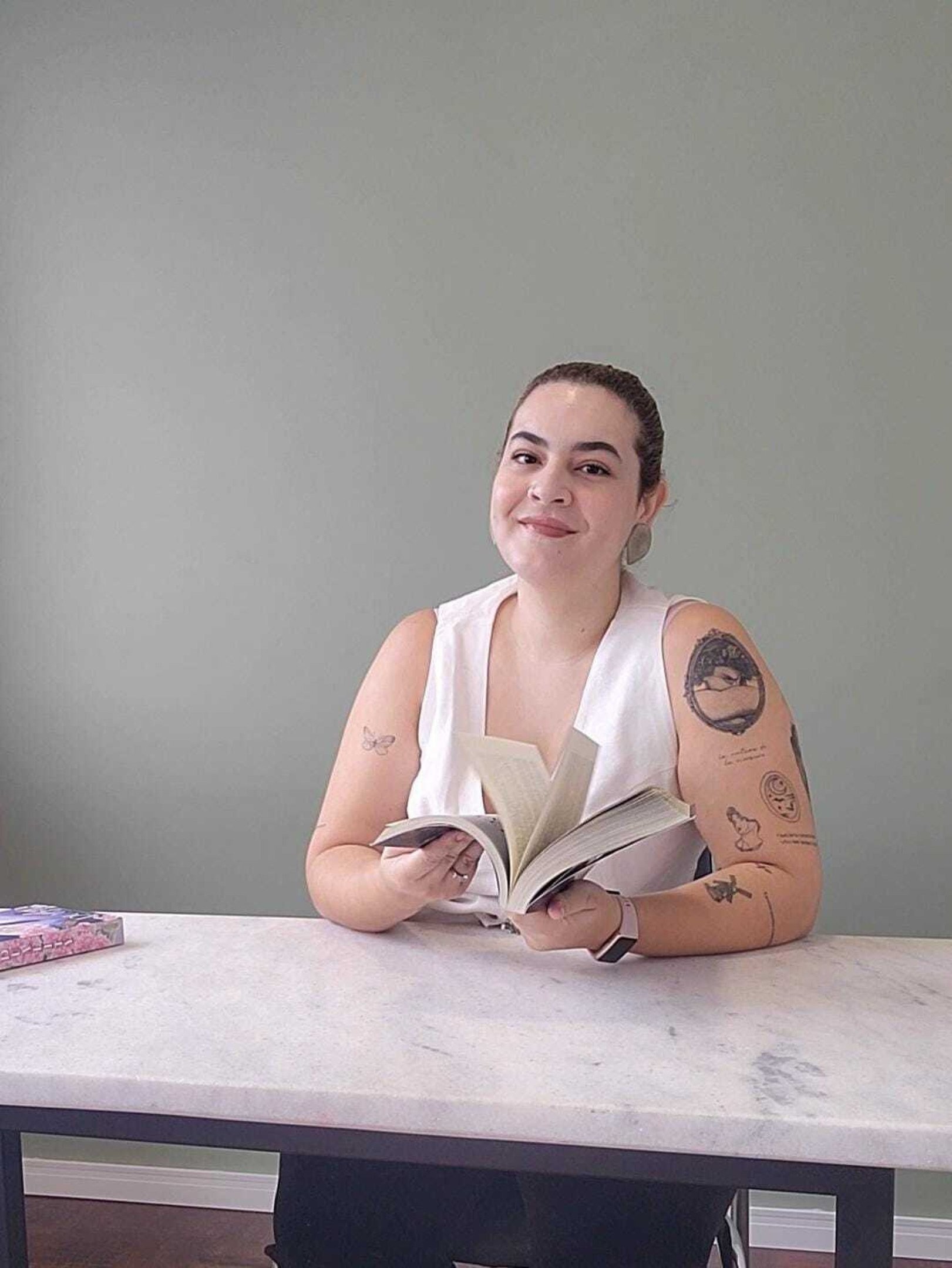 Juliana usa trabalhos manuais e a escrita como forma de aliviar o estresse e organizar sua mente