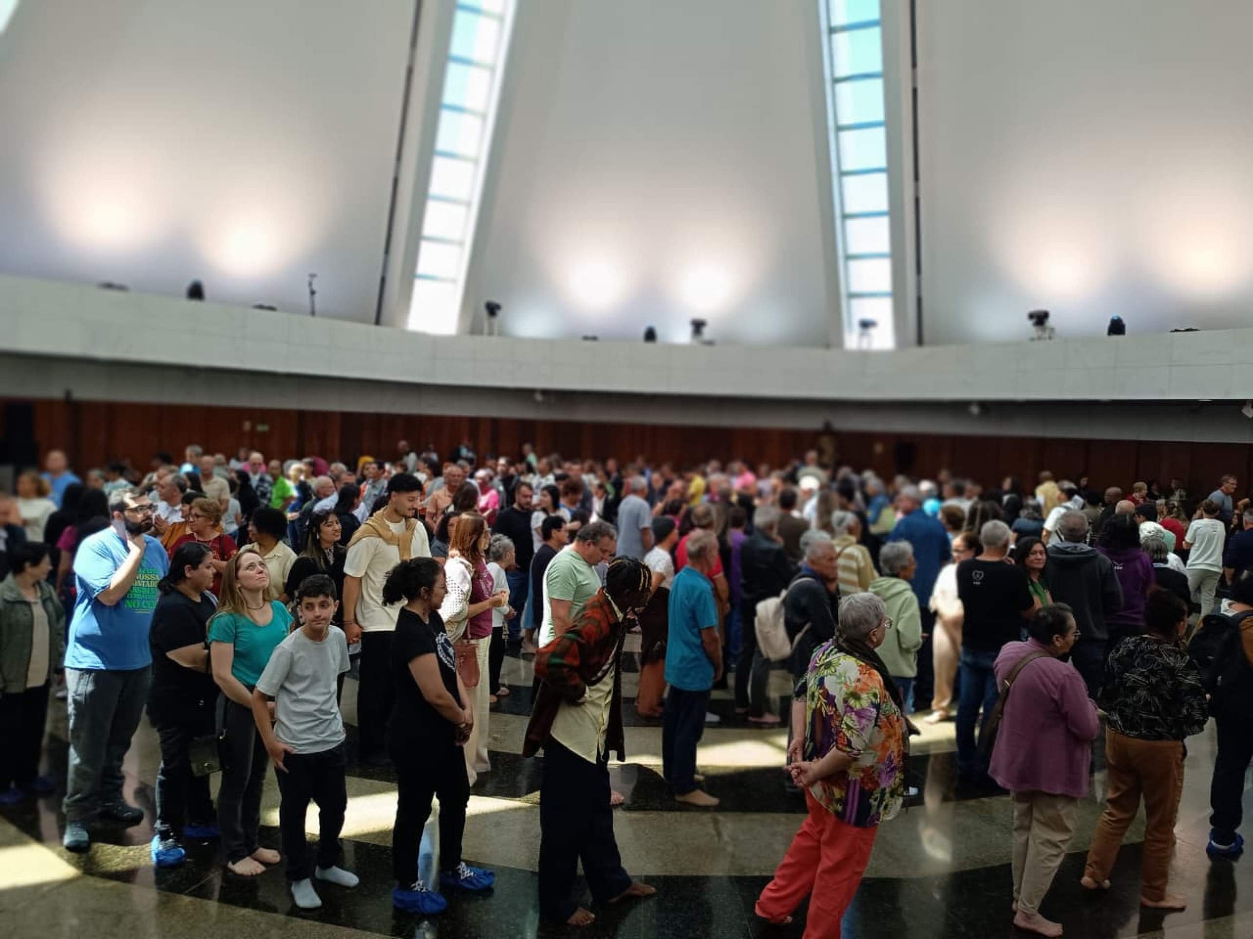 A celebra&ccedil;&atilde;o re&uacute;ne pessoas de todo o pa&iacute;s