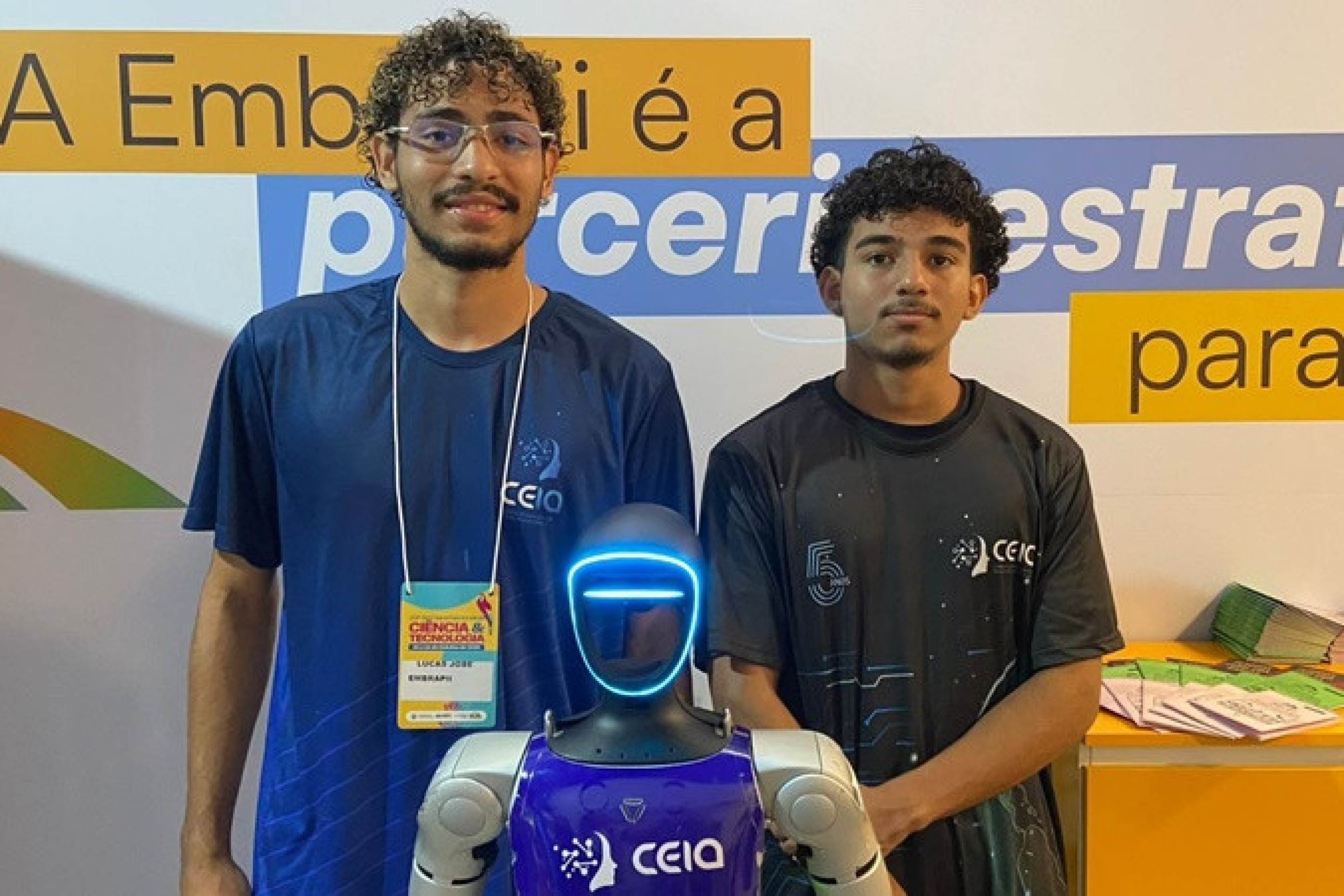 Ivanildo Wyvo e Luccas José, 18 anos