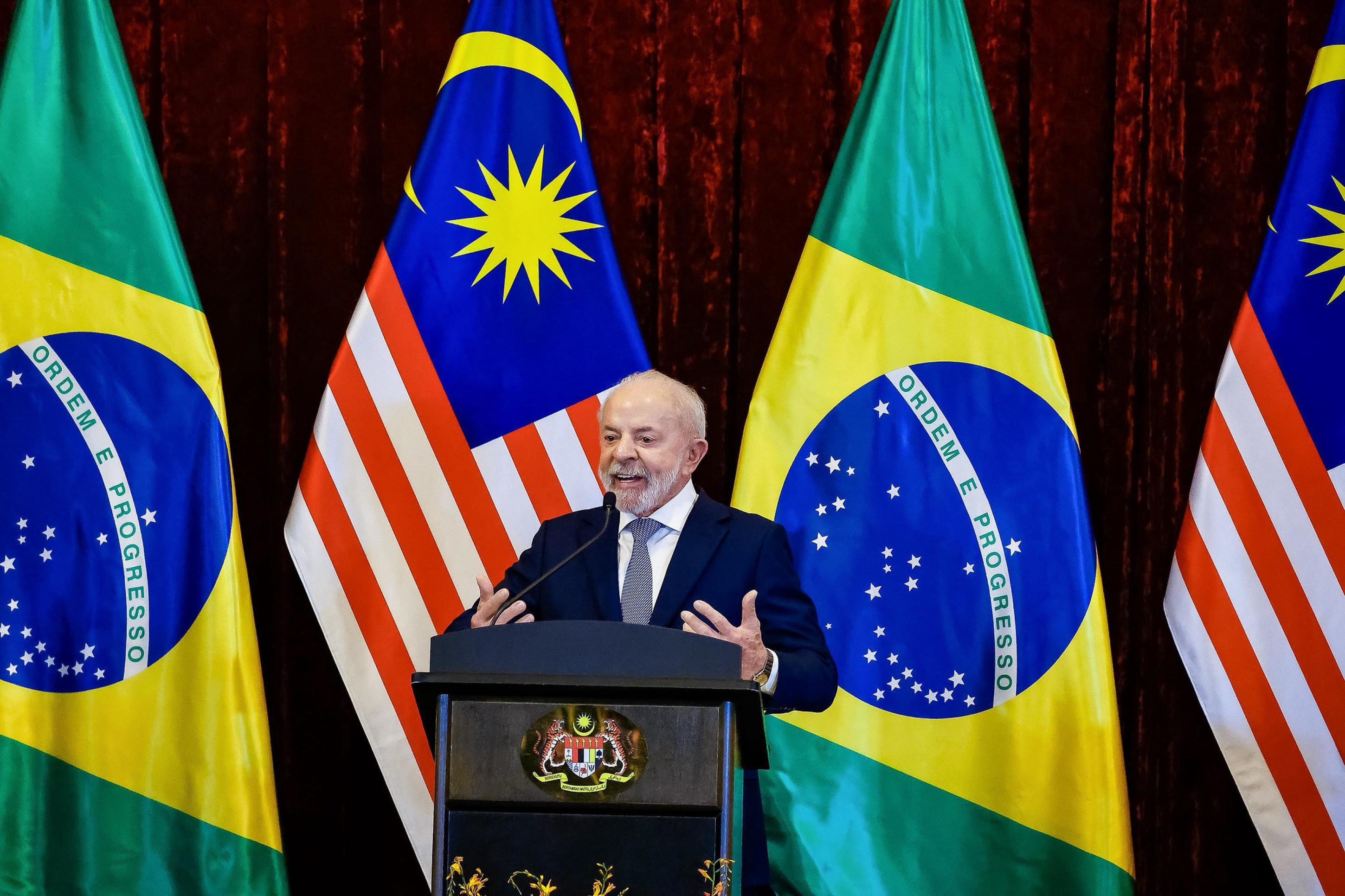 Conversa sem intermediários na Malásia