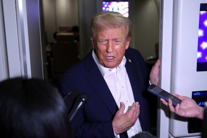Trump diz estar aberto a reduzir tarifas do Brasil 'diante das circunstâncias certas' -  (crédito: BBC Geral) Trump diz estar aberto a reduzir tarifas do Brasil 'diante das circunstâncias certas' -  (crédito: BBC Geral)