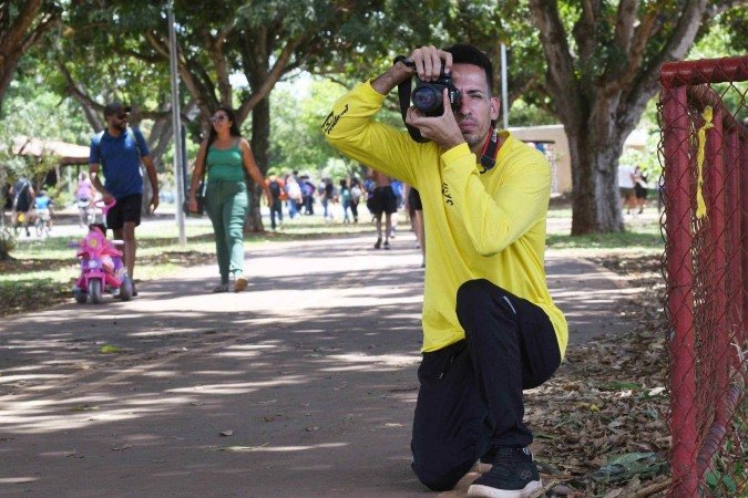Joabe Ferreira tira fotos nos parques há um ano