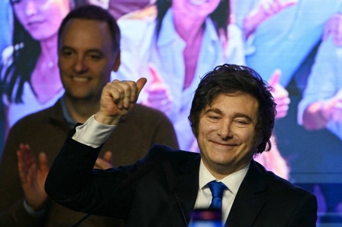 Partido de Milei ganha as eleições legislativas da Argentina