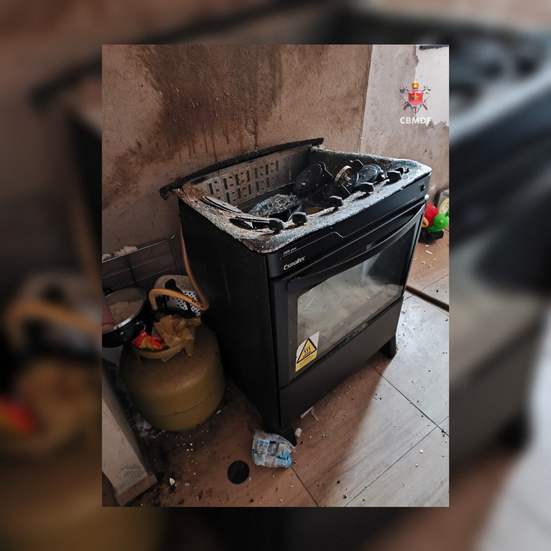 Panela de pressão explode em casa em Brazlândia