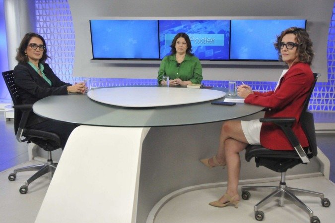 Cristiane Derani (E), professora da UFSC, em entrevista ao CB.Poder. Na bancada, as jornalistas Ana Maria Campos (C) e Adriana Bernardes - (crédito: Marcelo Ferreira/CB/D.A Press) Cristiane Derani (E), professora da UFSC, em entrevista ao CB.Poder. Na bancada, as jornalistas Ana Maria Campos (C) e Adriana Bernardes - (crédito: Marcelo Ferreira/CB/D.A Press)