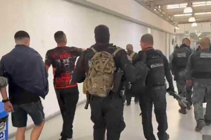 Megaoperação contra Comando Vermelho no Rio tem 20 mortos e 56 presos: o que se sabe até agora - (crédito: BBC Geral) Megaoperação contra Comando Vermelho no Rio tem 20 mortos e 56 presos: o que se sabe até agora - (crédito: BBC Geral)