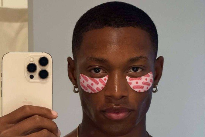 Glass skin: conheça a tendência de cuidados com a pele masculina