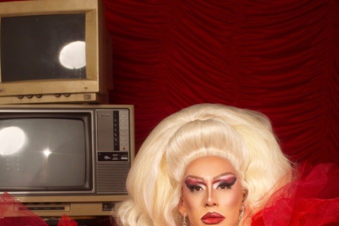 A peça ‘Ridícula, Show’ retorna ao cartaz com apresentações nesta quinta e sexta (30 e 31/10), no teatro do Sesc Silvio Barbato. -  (crédito: Divulgação.)