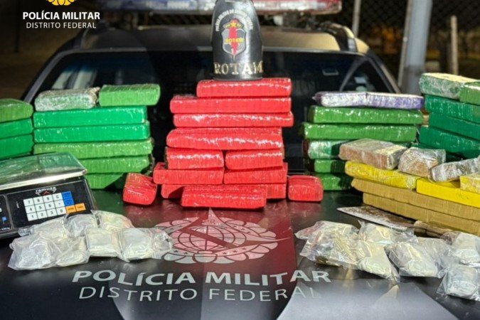 Rotam realiza grande apreensão de entorpecentes no Gama - (crédito: PMDF/Divulgação) Rotam realiza grande apreensão de entorpecentes no Gama - (crédito: PMDF/Divulgação)