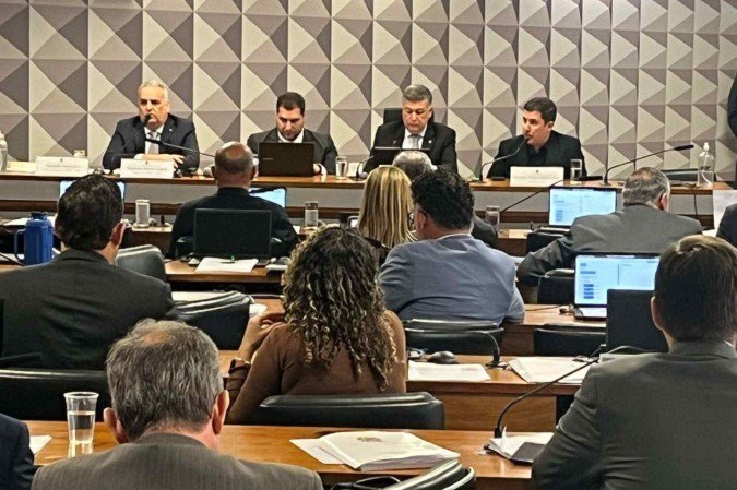 CPMI ouve empresário e piloto ligados ao 