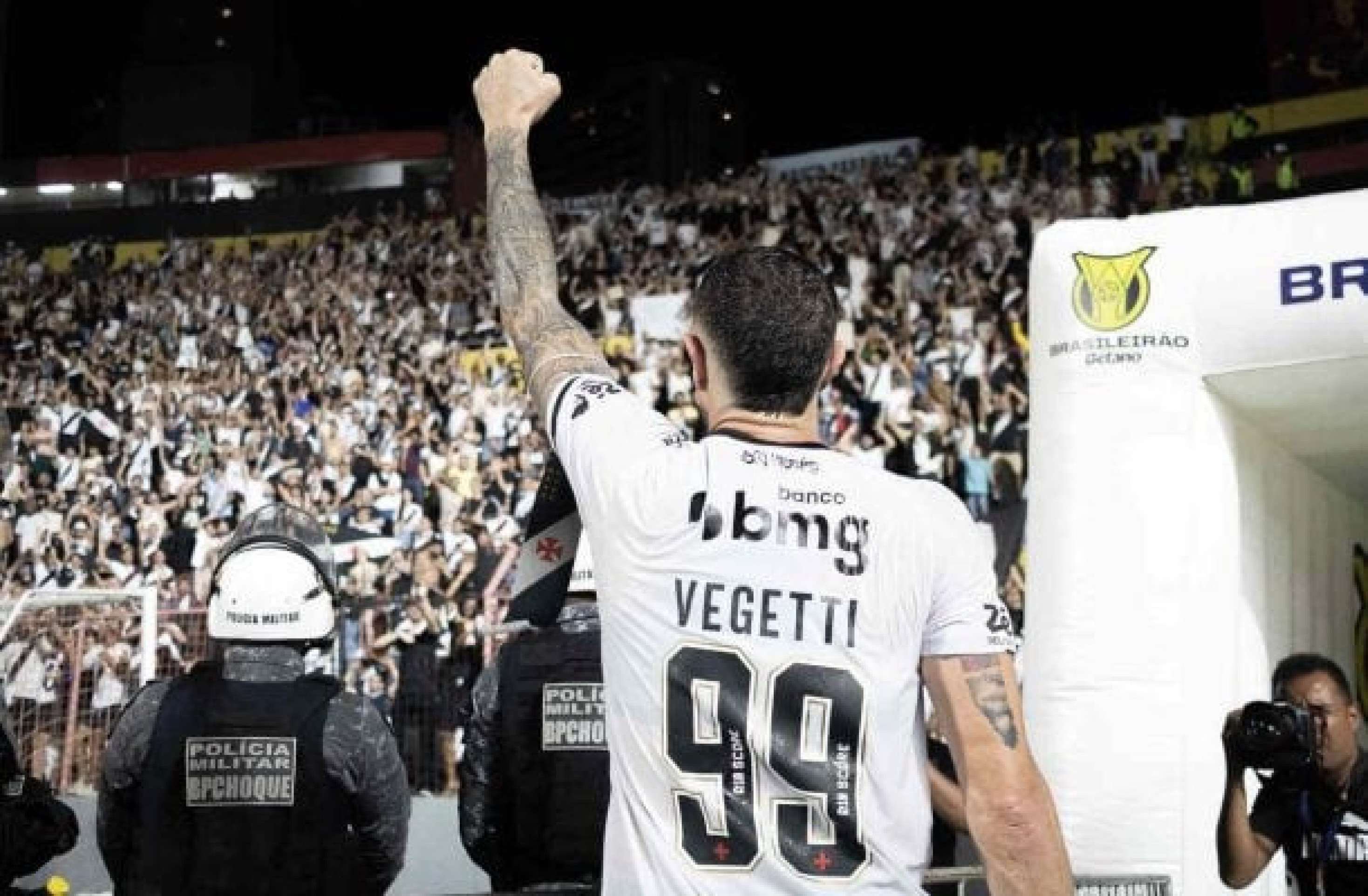 Vegetti encerra seca no Vasco e acirra disputa no time titular