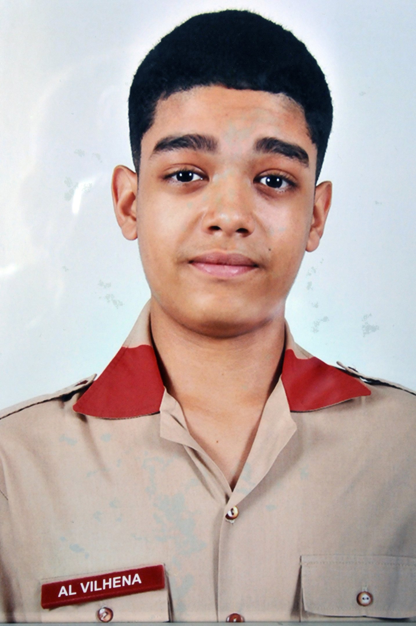  28/10/2025. Cr&Atilde;&copy;dito: Minervino J&Atilde;&ordm;nior/CB/D.A Press. Brasil.  Brasilia - DF. Entrevista com os pais de Isaac Vilhena v&Atilde;&shy;tima de latroc&Atilde;&shy;nio na quadra 112/113 sul. Jane Vilhena(m&Atilde;&pound;e), Lucas Vilhena(pai) e Edson J&Atilde;&ordm;nior(irm&Atilde;&pound;o). Foto Col&Atilde;&copy;gio Militar.