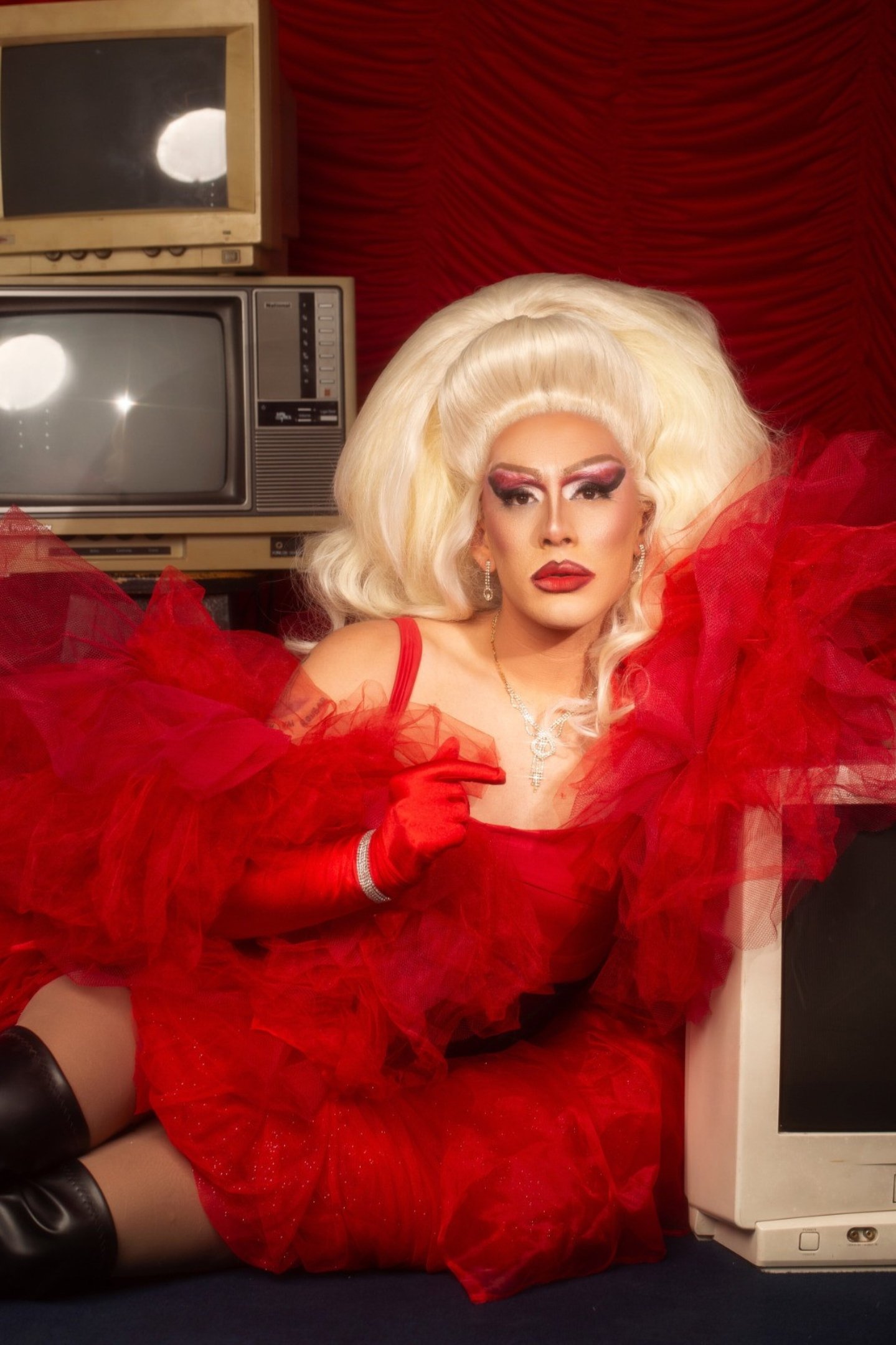 Peça ‘Ridícula, Show’ leva histórias de uma drag ao Sesc Silvio Barbato