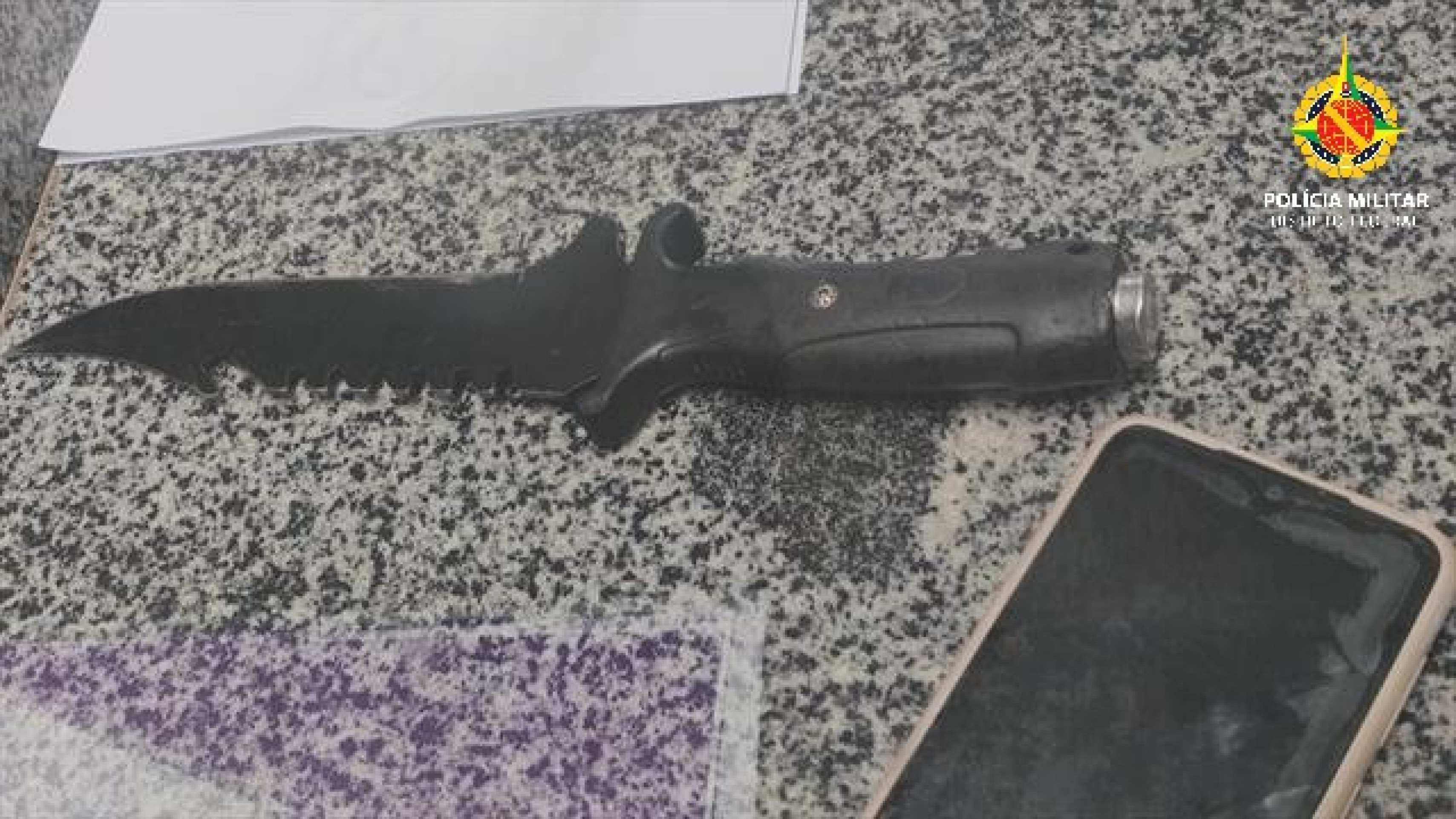 Homem tenta matar mulher a facadas em Santa Maria e é preso no hospital