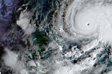 Imagem de satélite mostra furacão Melissa pouco antes de atingir a Jamaica como furacão de categoria 5 - (crédito: AFP) Imagem de satélite mostra furacão Melissa pouco antes de atingir a Jamaica como furacão de categoria 5 - (crédito: AFP)