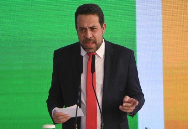 Ed Alves/CB/D.A Press