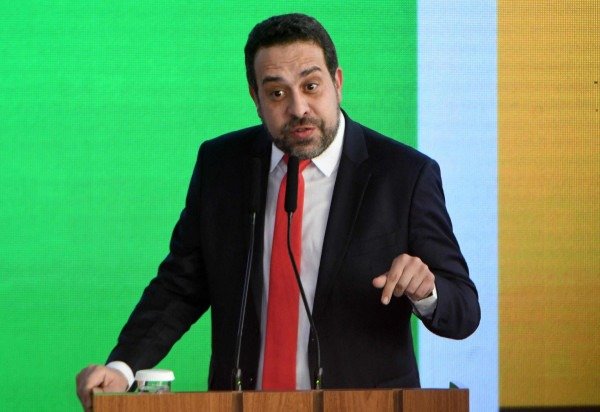 Ed Alves/CB/D.A Press