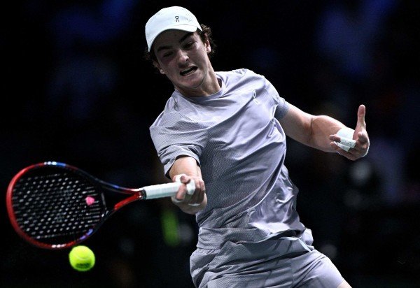 JULIEN DE ROSA / AFP