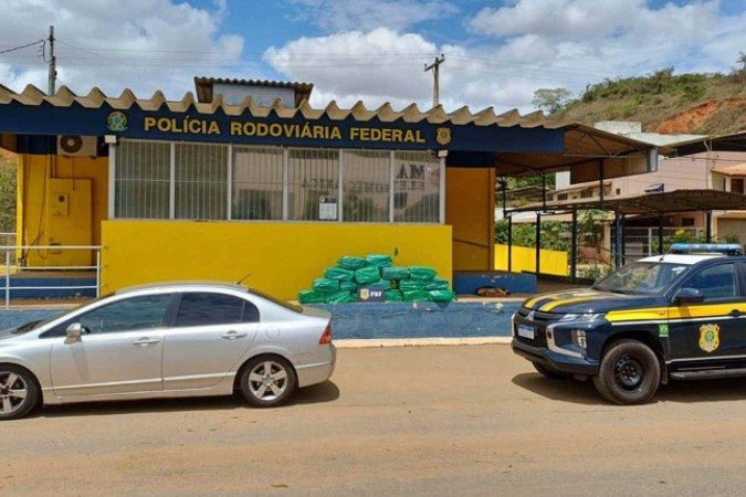 Droga que saiu de Belo Horizonte (MG) tinha como destino Caratinga (MG)
 -  (crédito: PRF/Divulgação)