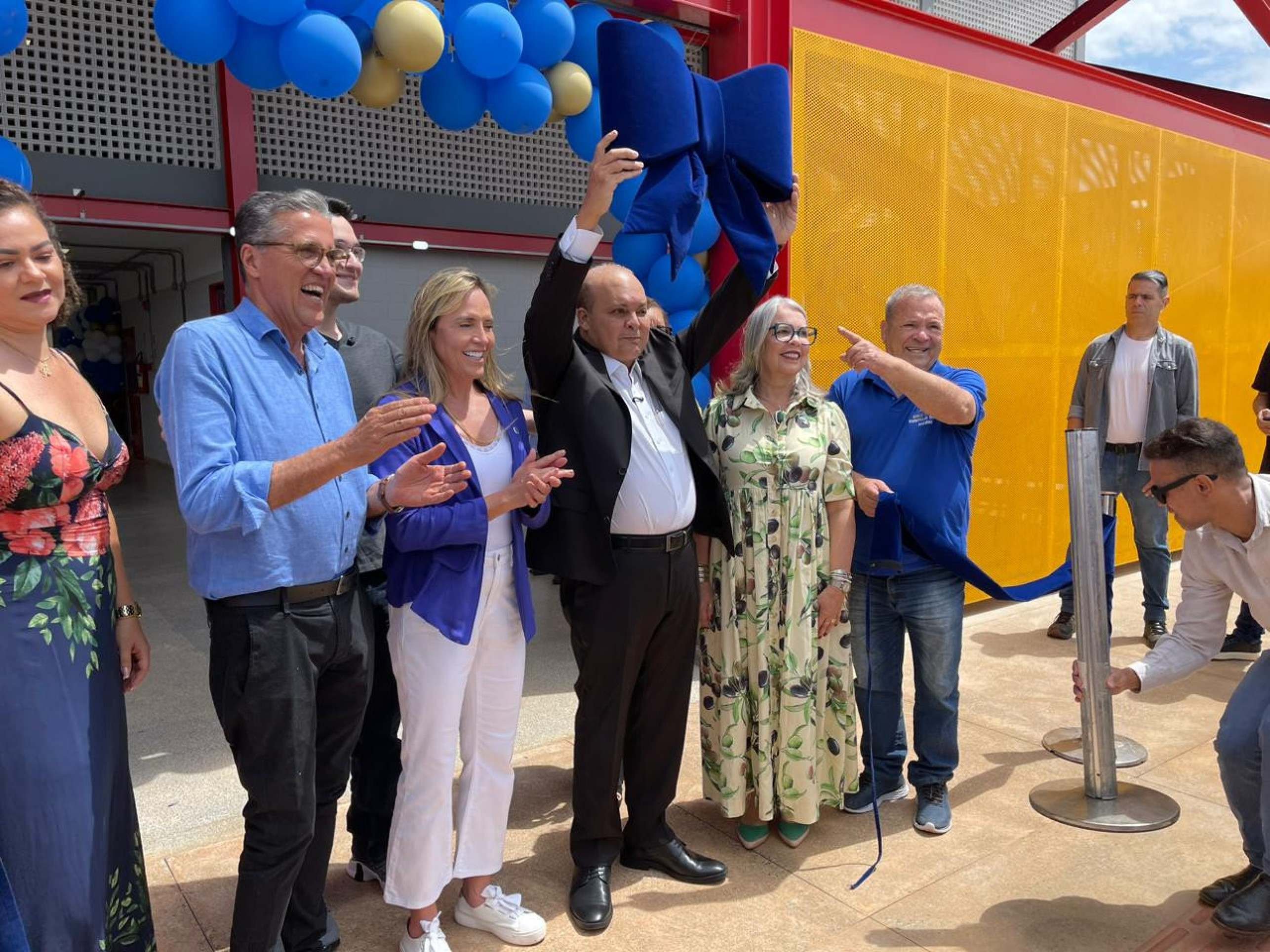 Samambaia ganha reforço na educação com entrega de escola e creche