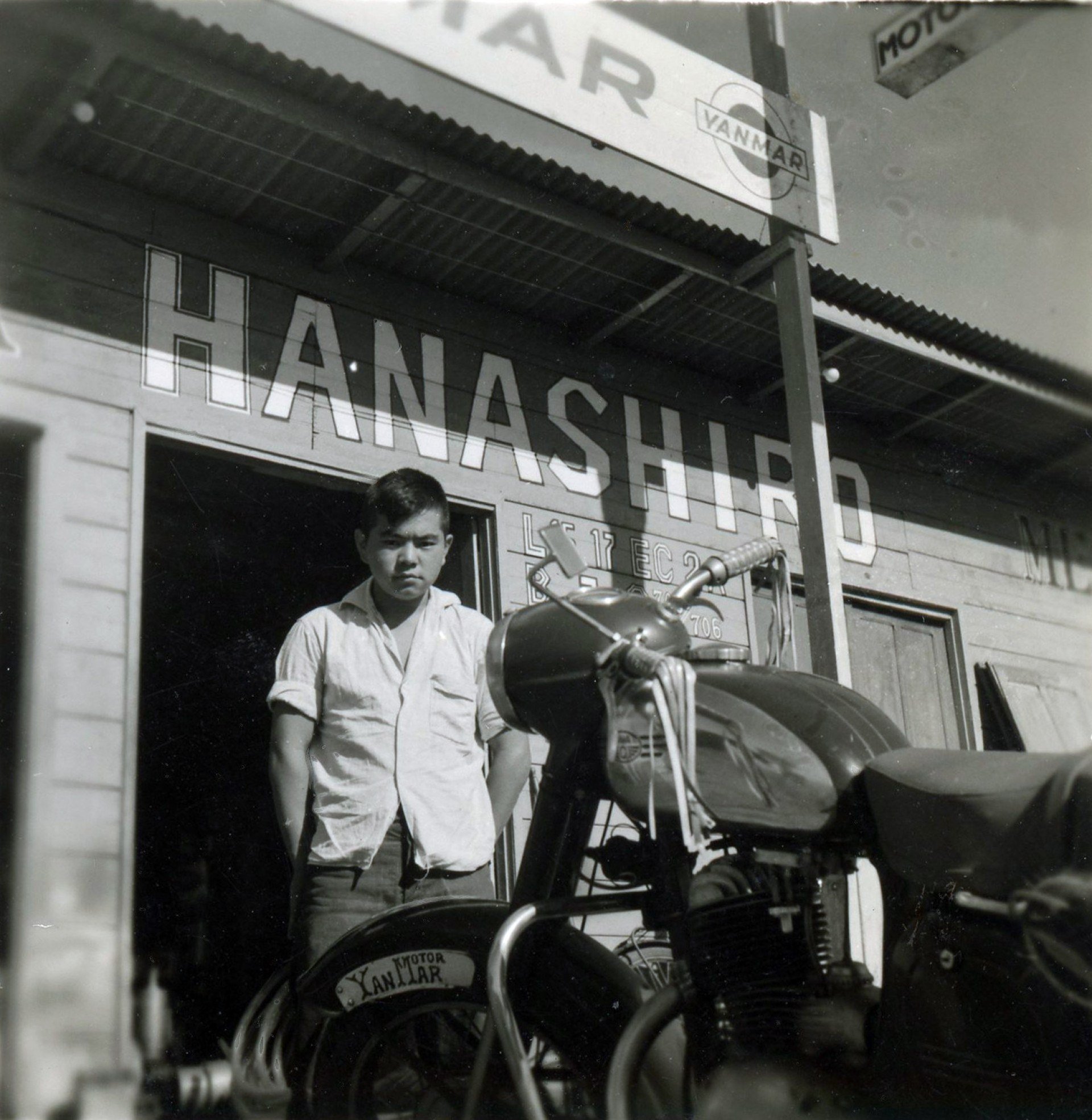 Entre-Lugar: Trajetórias Exposição de Célia Matsunaga e Nilce Eiko Hanashiro. Curadoria: Gladstone Menezes.  Abertura neste sábado (1/11), às 15h. Visitação até 20 de dezembro, de segunda a sábado, das 9h às 17h, no Museu Vivo da Memória Candanga (Lote D, Setor Juscelino Kubistchek, Núcleo Bandeirante) 