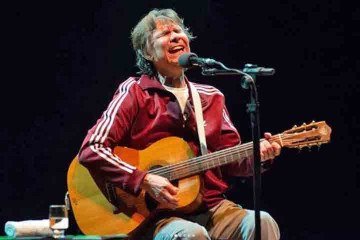 A morte de  Lô Borges acende o triste alerta para a caminhada em direção ao fim de uma geração de compositores de coisas naturais.  -  (crédito: Reprodução do Instagram @loborgesoficial)