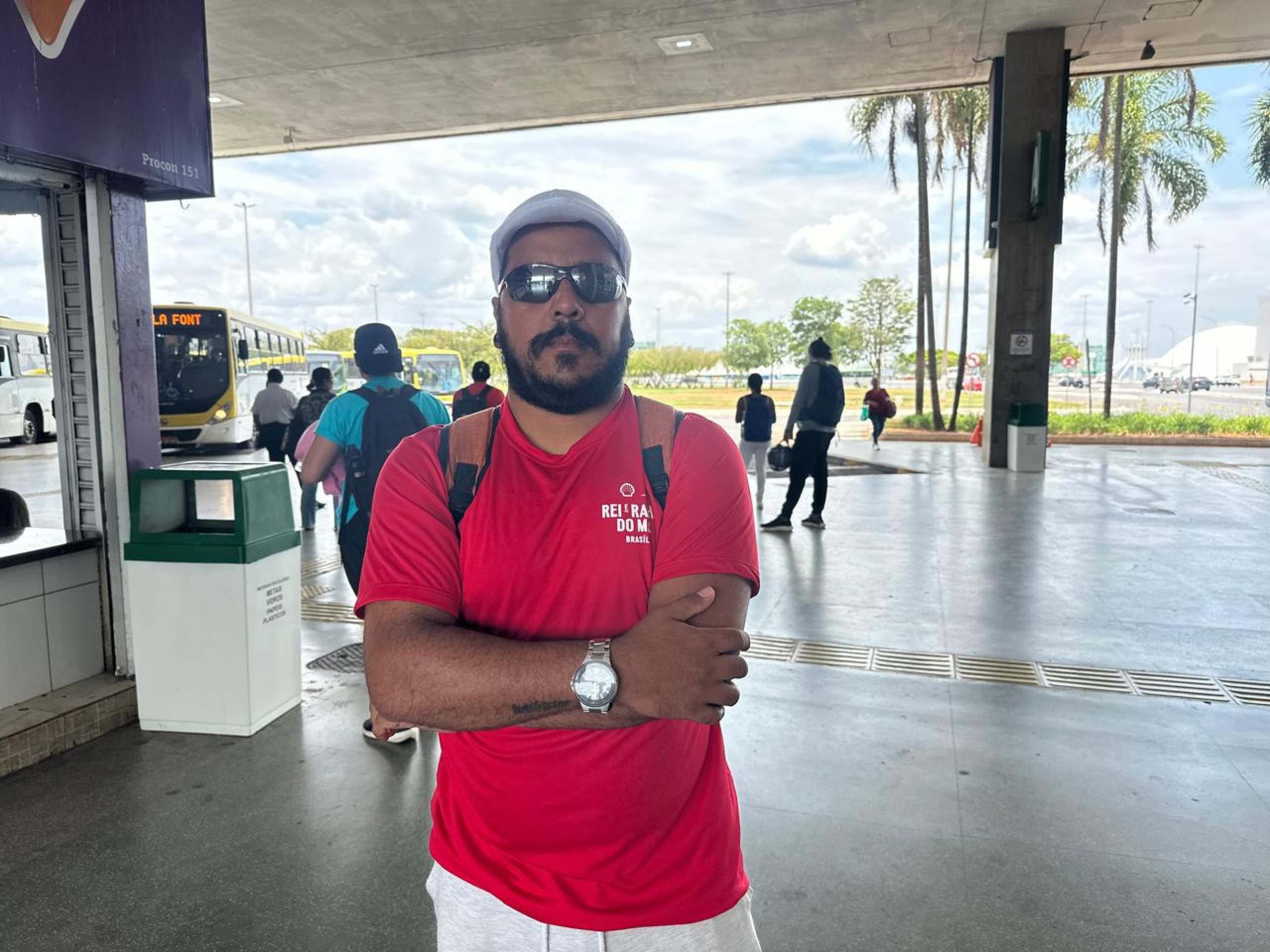 Onde moro n&atilde;o tem transporte expresso nem BRT. Acho que, al&eacute;m de investir neste tipo de transporte, o governo precisa, sim, ampliar o metr&ocirc;