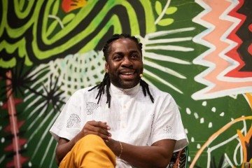 Segundo Lázaro, o funcionário perguntou quantos dias ele ficaria no país. Ao responder que seriam apenas dois, o agente quis saber o motivo da viagem - (crédito: Divulgação) Segundo Lázaro, o funcionário perguntou quantos dias ele ficaria no país. Ao responder que seriam apenas dois, o agente quis saber o motivo da viagem - (crédito: Divulgação)