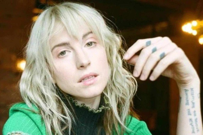 Hayley Williams revela o motivo real do cancelamento da turnê do Paramore - (crédito: TMJBrazil) Hayley Williams revela o motivo real do cancelamento da turnê do Paramore - (crédito: TMJBrazil)