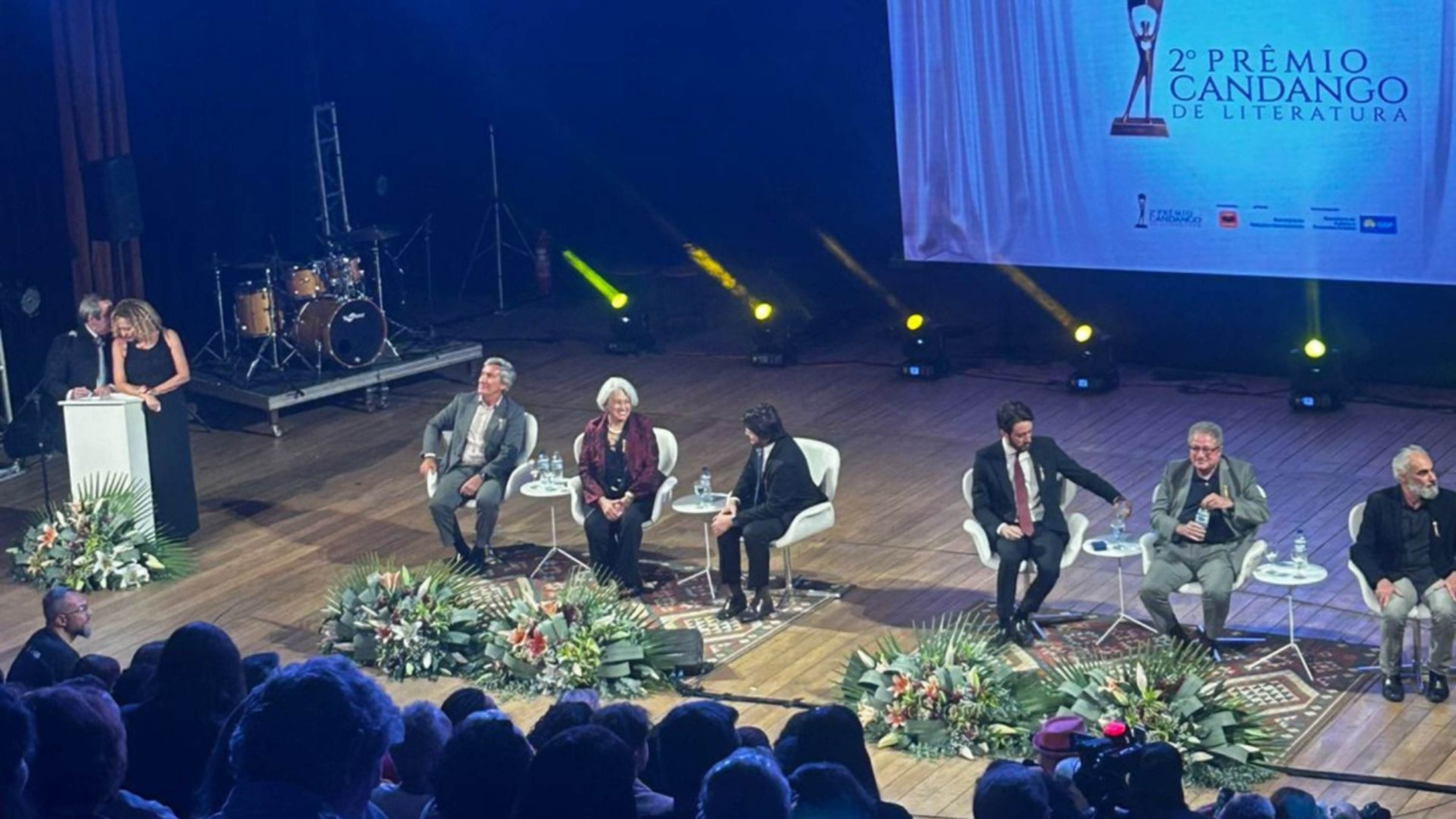 Juliana Monteiro e Giovanna Ramundo vencem Prêmio Candango de Literatura
