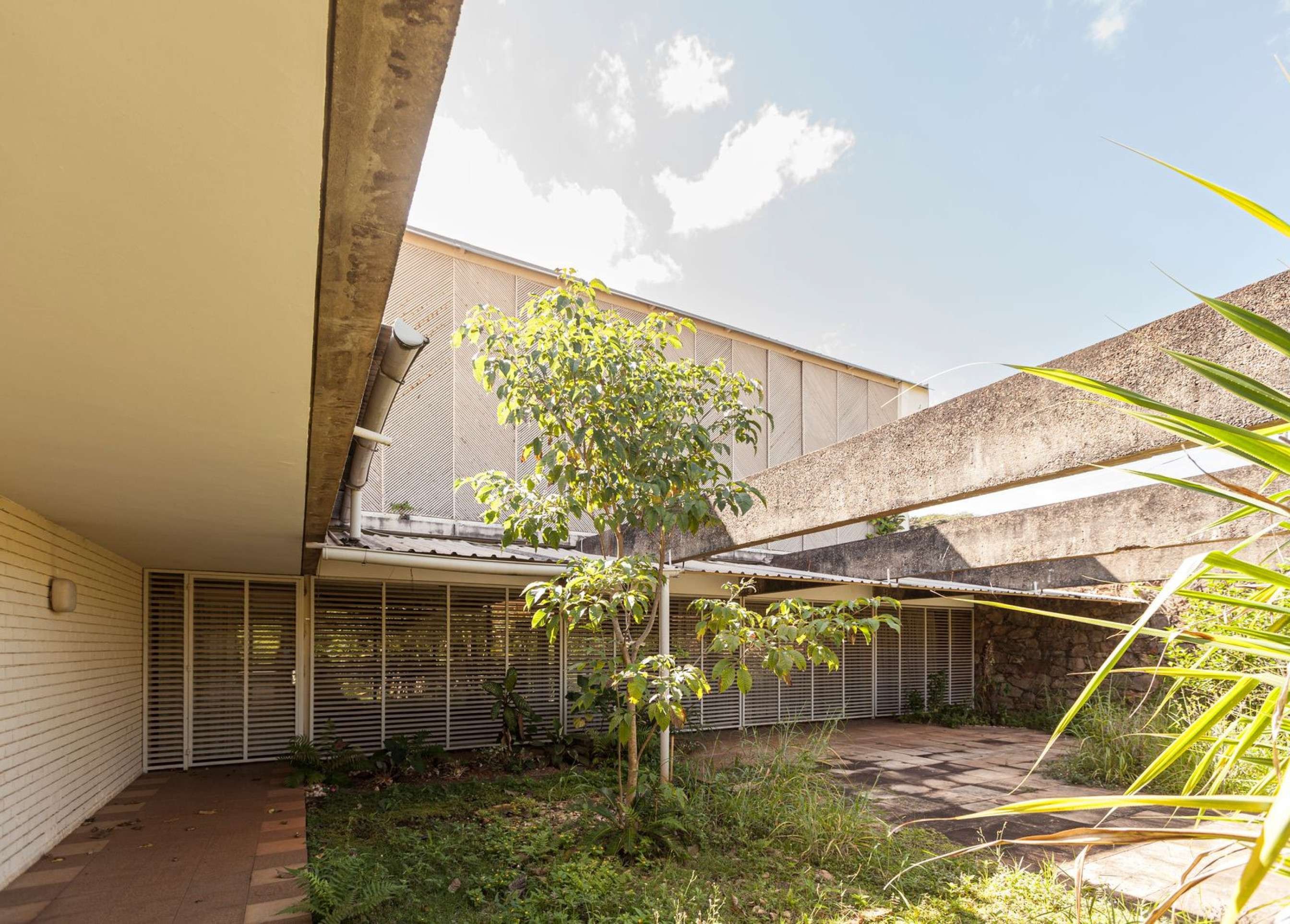 Residência César Prates em 2011, ainda preservada