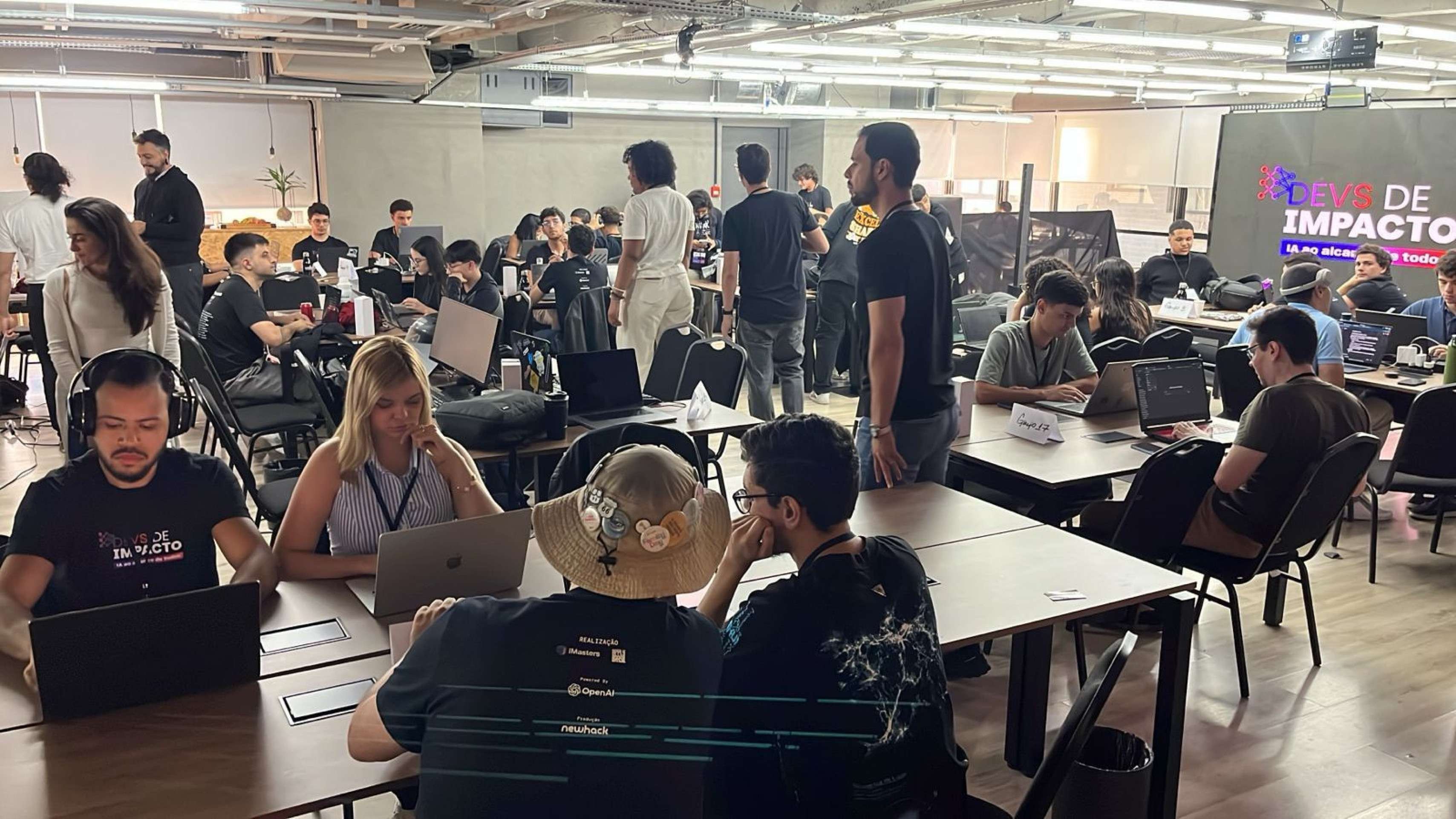 Curitiba recebe evento que promove inteligência artificial como serviço social