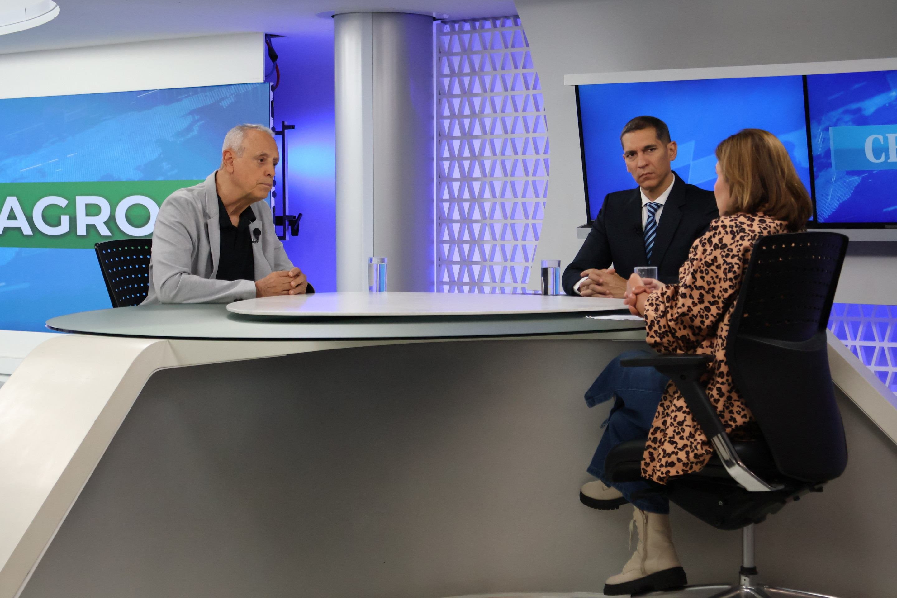 Desenvolvimento agropecuário em conjunto com preservação ambiental