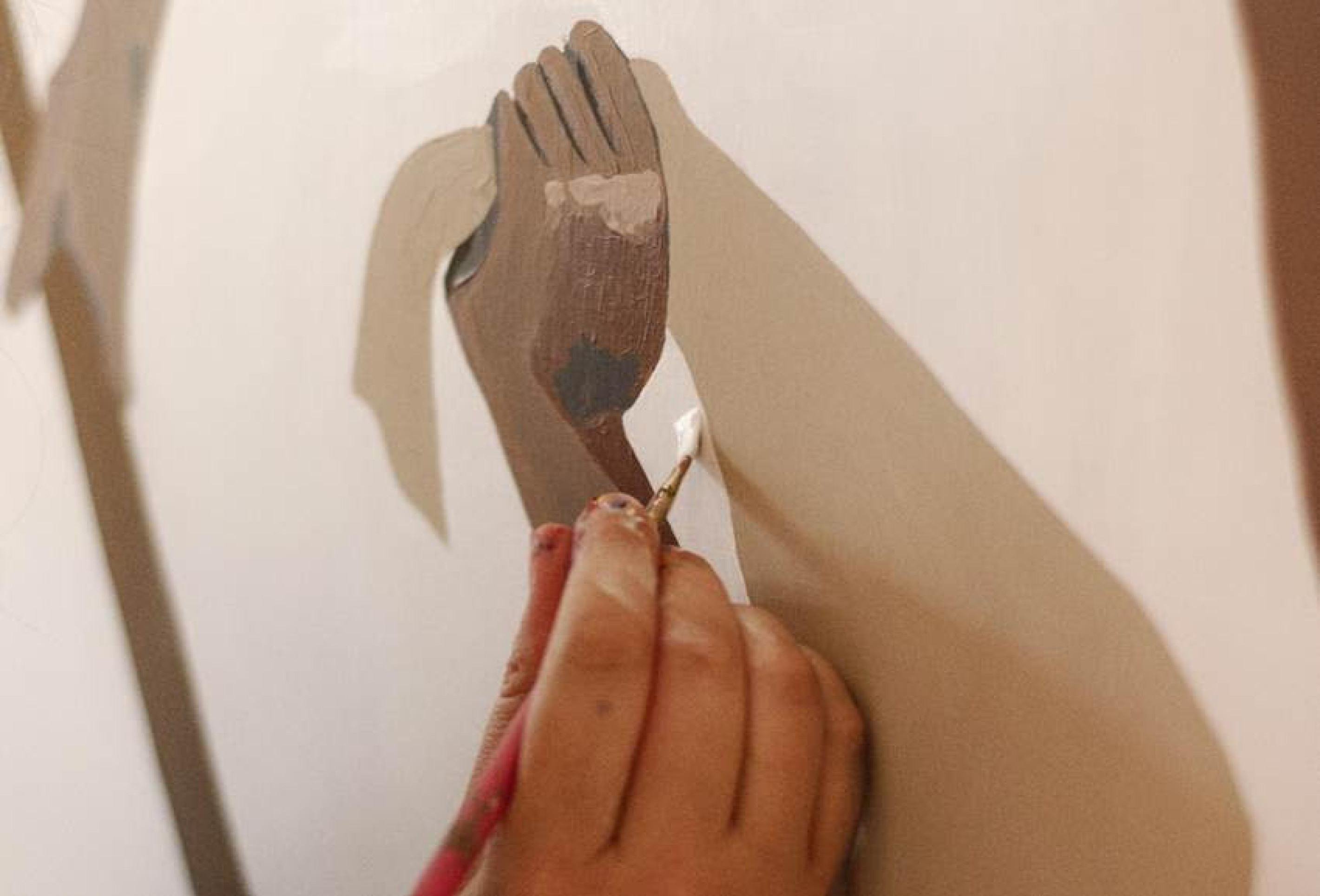 Artista Paula Calderón faz visita guiada em exposição neste sábado (1/11) 