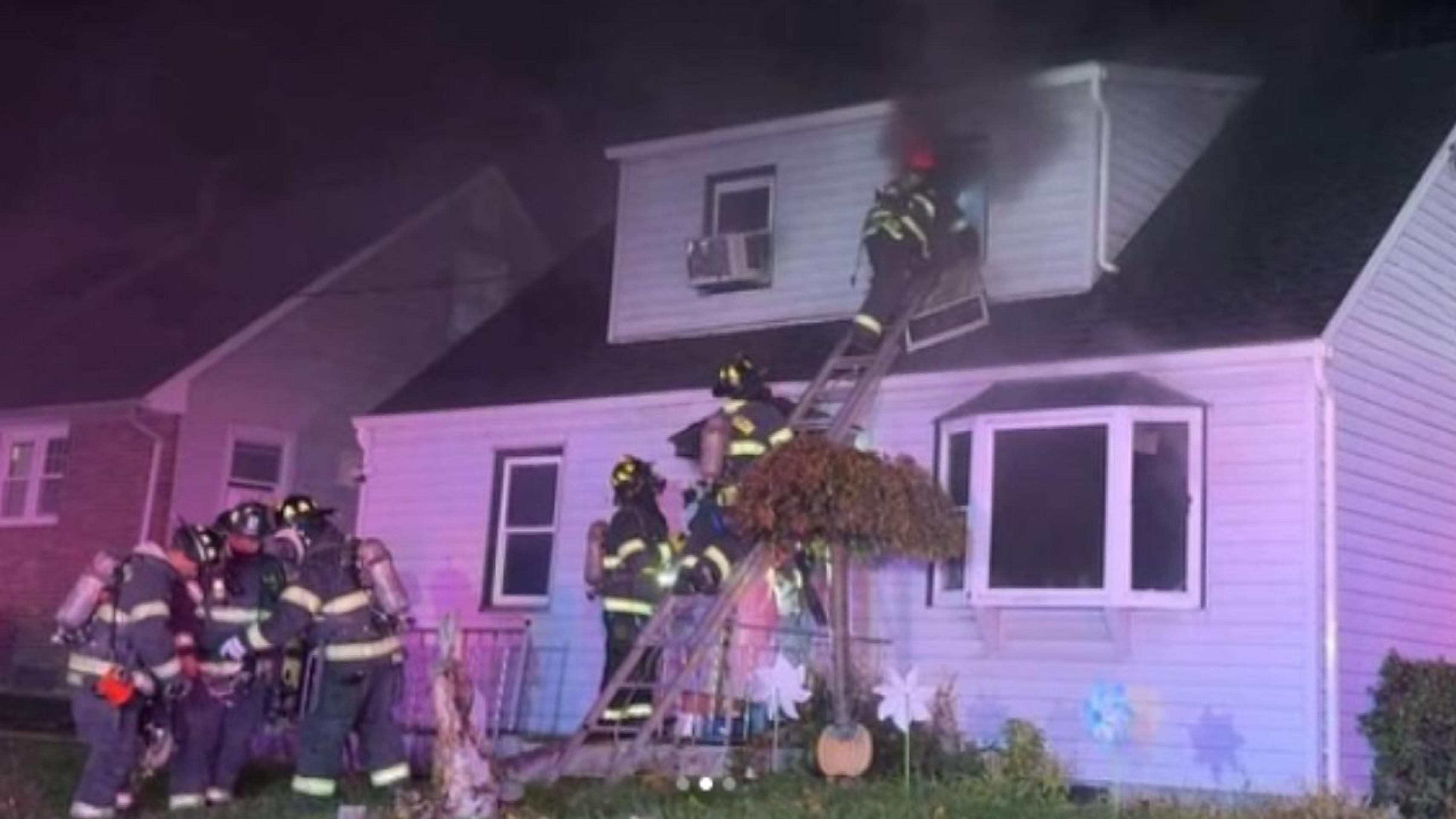 Incêndio mata família com três crianças na noite de Halloween nos EUA