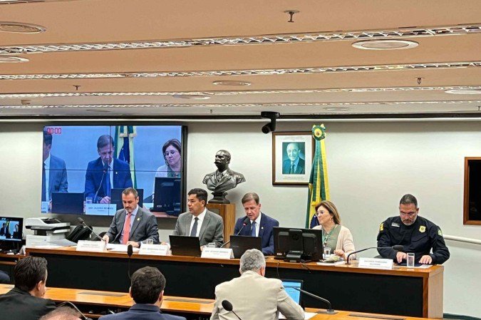 Secretário de Lula falta em audiência na Câmara sobre PEC da Segurança