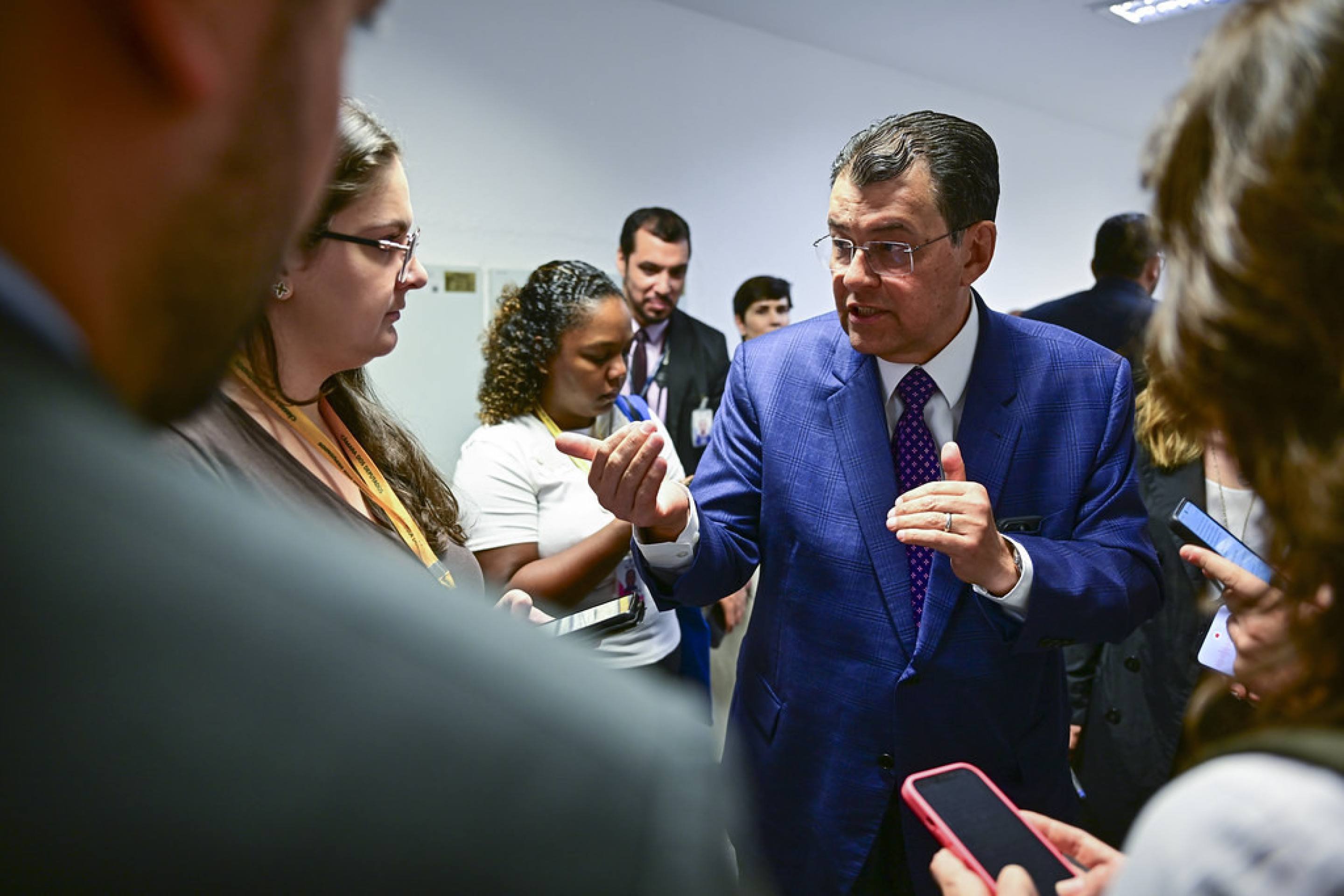 Análise de projeto que dobra taxação das bets é adiada no Senado