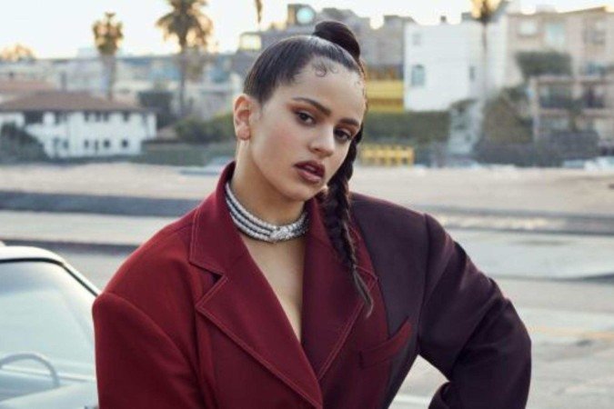 Rosalía retorna com força total e lança “Berghain” - (crédito: TMJBrazil) Rosalía retorna com força total e lança “Berghain” - (crédito: TMJBrazil)
