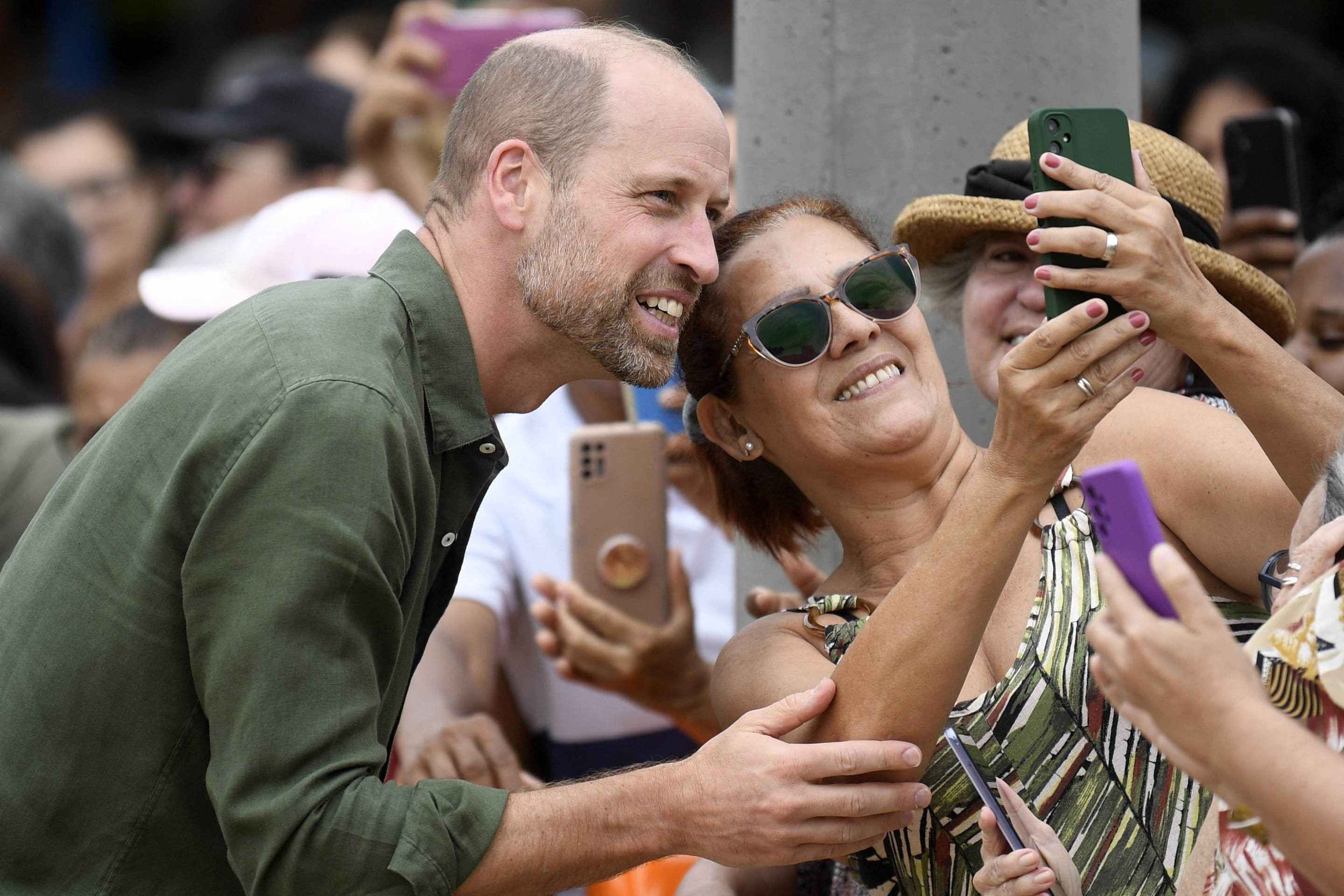 O príncipe William esteve na Ilha de Paquetá, no Rio de Janeiro, para uma visita na manhã desta terça-feira (4/11)            