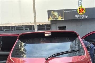 Carro do empresário que ficou cinco dias em cárcere privado -  (crédito: Divulgação: PMDF)