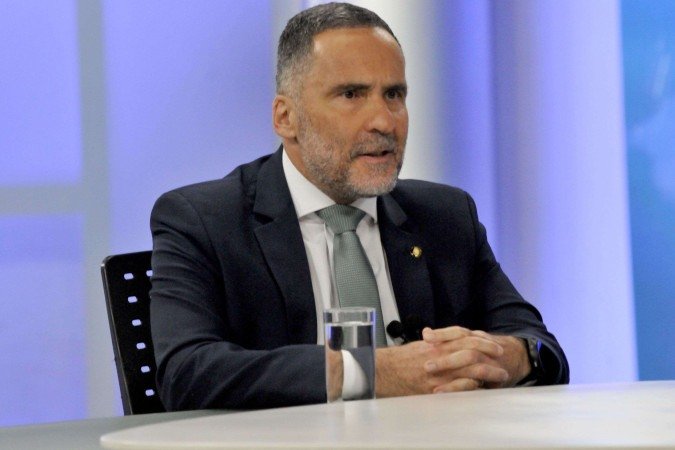 Operação bem sucedida é prender suspeitos, não matá-los, afirma secretário 