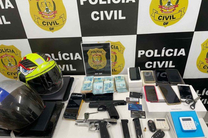 Objetos apreendidos pela PCDF - (crédito: PCDF/Divulgação) Objetos apreendidos pela PCDF - (crédito: PCDF/Divulgação)