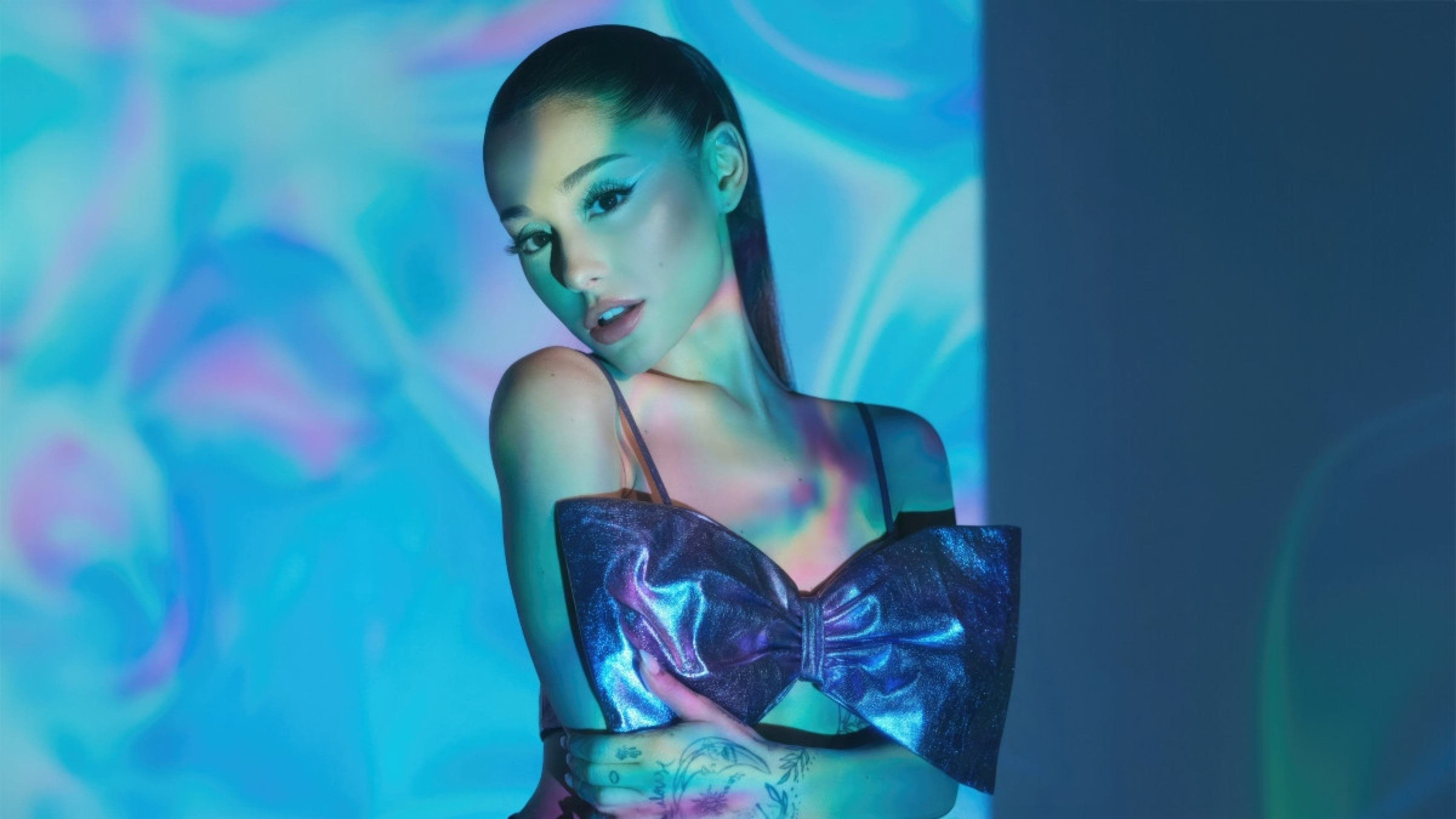 Ariana Grande celebra 5 anos de Positions com EP inédito