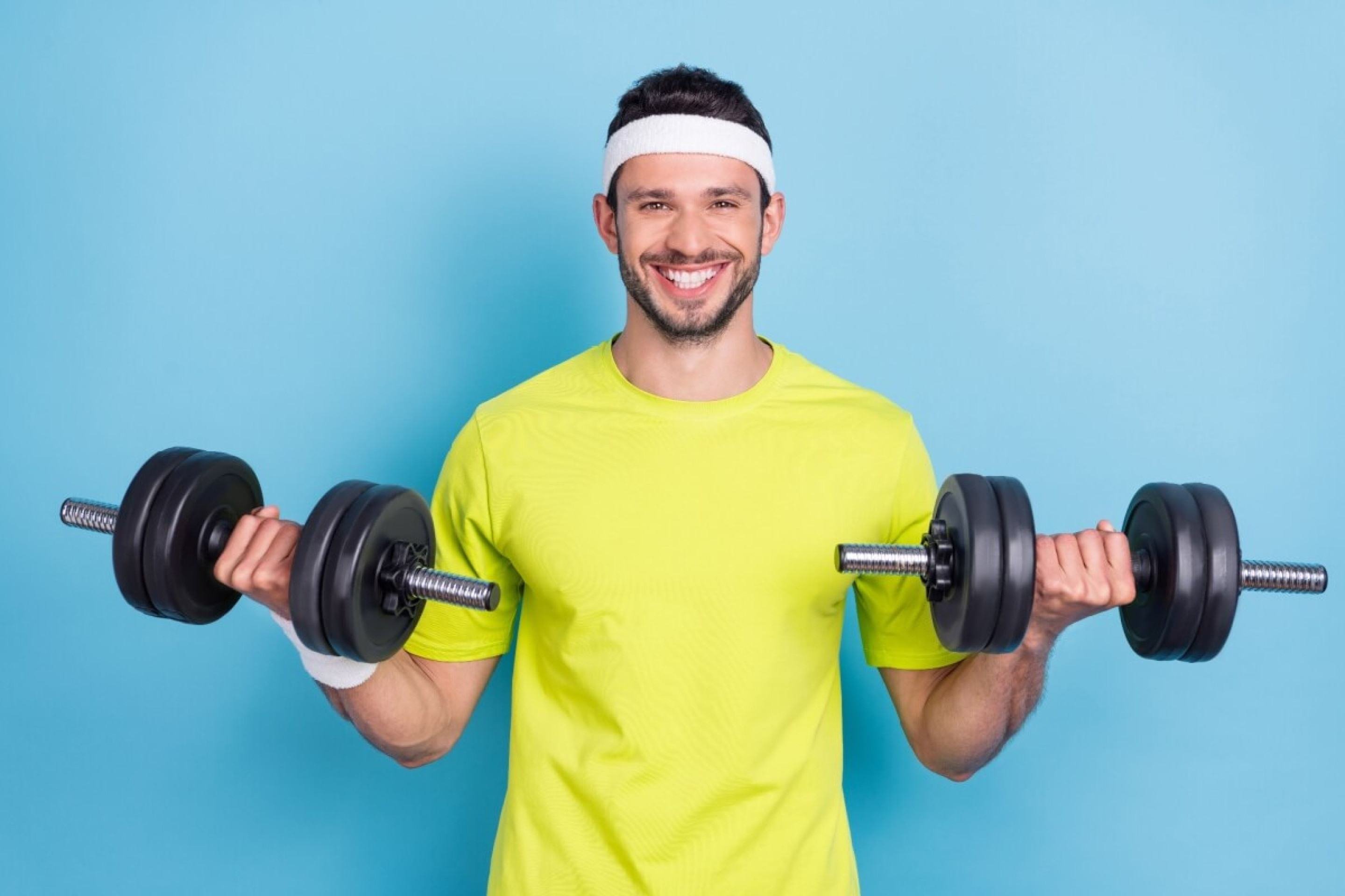 Alguns exercícios podem ajudar a 'turbinar' o corpo até o verão (Imagem: Roman Samborskyi | Shutterstock) - (crédito: EdiCase) Alguns exercícios podem ajudar a 'turbinar' o corpo até o verão (Imagem: Roman Samborskyi | Shutterstock) - (crédito: EdiCase)