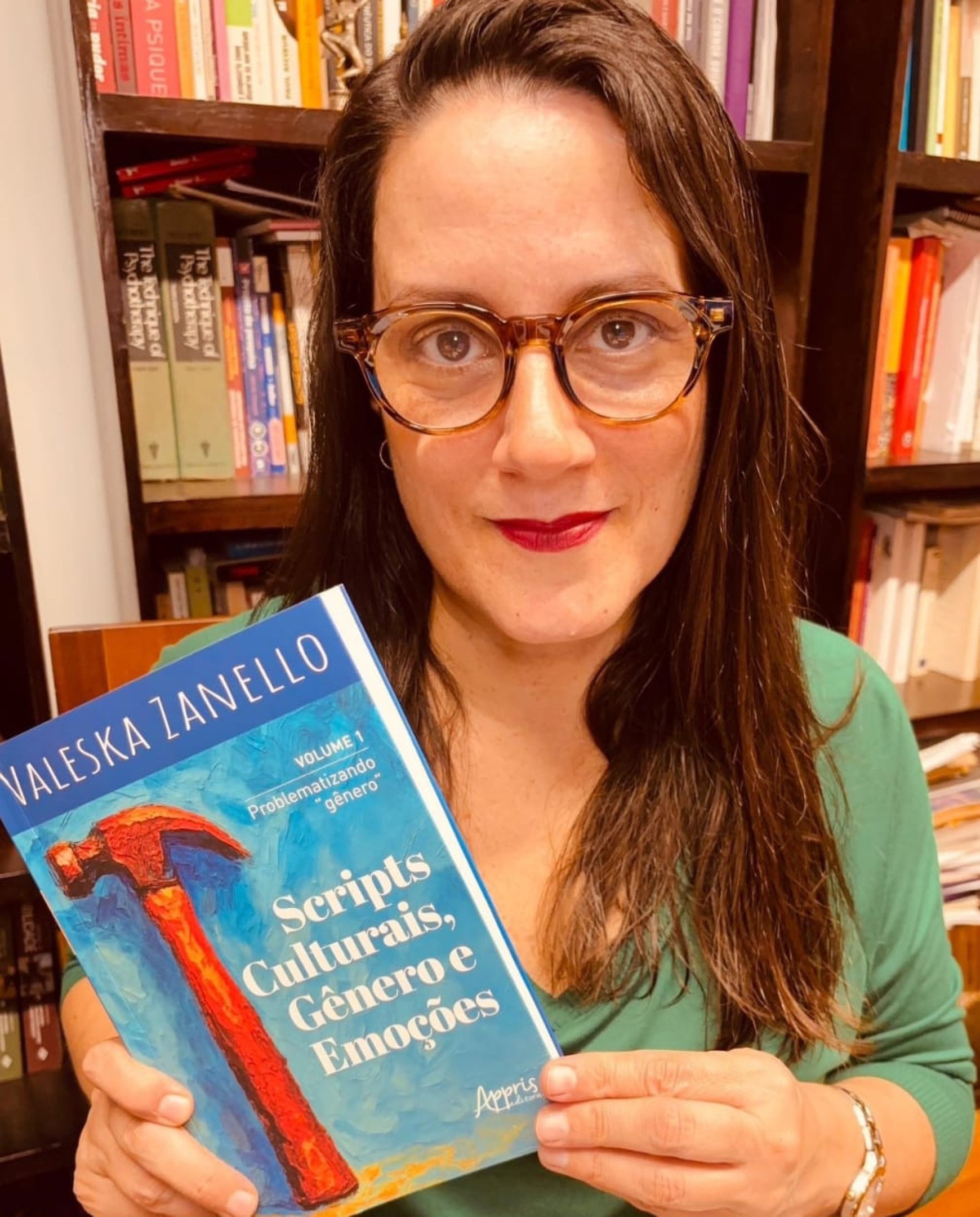 Scripts Culturais, G&ecirc;nero e Emo&ccedil;&otilde;es