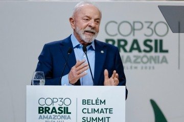Segundo o petista, fazer uso de parte dos recursos vindos da exploração do petróleo para financiar a transição energética é um 'caminho válido' para países em desenvolvimento -  (crédito: Ricardo Stuckert / PR)