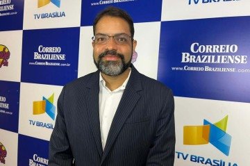 Chefe da Unidade de Urologia do Hospital Regional da Asa Norte (HRAN), Paulo de Assis ressalta a importância de os homens procurarem os médicos e ter bons hábitos - (crédito: Vitória Torres/CB/D.A Press) Chefe da Unidade de Urologia do Hospital Regional da Asa Norte (HRAN), Paulo de Assis ressalta a importância de os homens procurarem os médicos e ter bons hábitos - (crédito: Vitória Torres/CB/D.A Press)