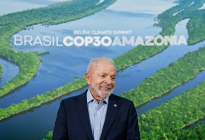 Segundo o petista, que discursou durante a Cúpula de Líderes da COP 30, a recuperação de terras que perderam suas capacidades produtiva será feita junto às iniciativas de combate ao desmatamento -  (crédito: Ricardo Stuckert / PR) -Segundo o petista, que discursou durante a Cúpula de Líderes da COP 30, a recuperação de terras que perderam suas capacidades produtiva será feita junto às iniciativas de combate ao desmatamento -  (crédito: Ricardo Stuckert / PR)