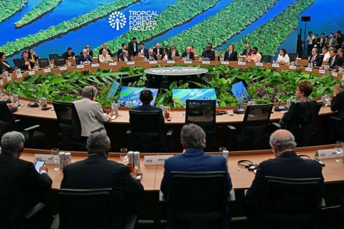 Na semana passada, presidente Lula recebeu cerca de 50 líderes para a cúpula prévia à conferência climática da ONU no país - (crédito: AFP) Na semana passada, presidente Lula recebeu cerca de 50 líderes para a cúpula prévia à conferência climática da ONU no país - (crédito: AFP)